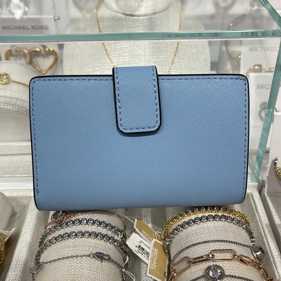 MICHAEL KORS Medium Crossgrain Leather Bifold Wallet South Pacific NWT - Picture 15 of 16